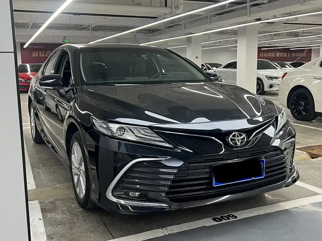 Toyota Camry 2022 из CN, фото 3