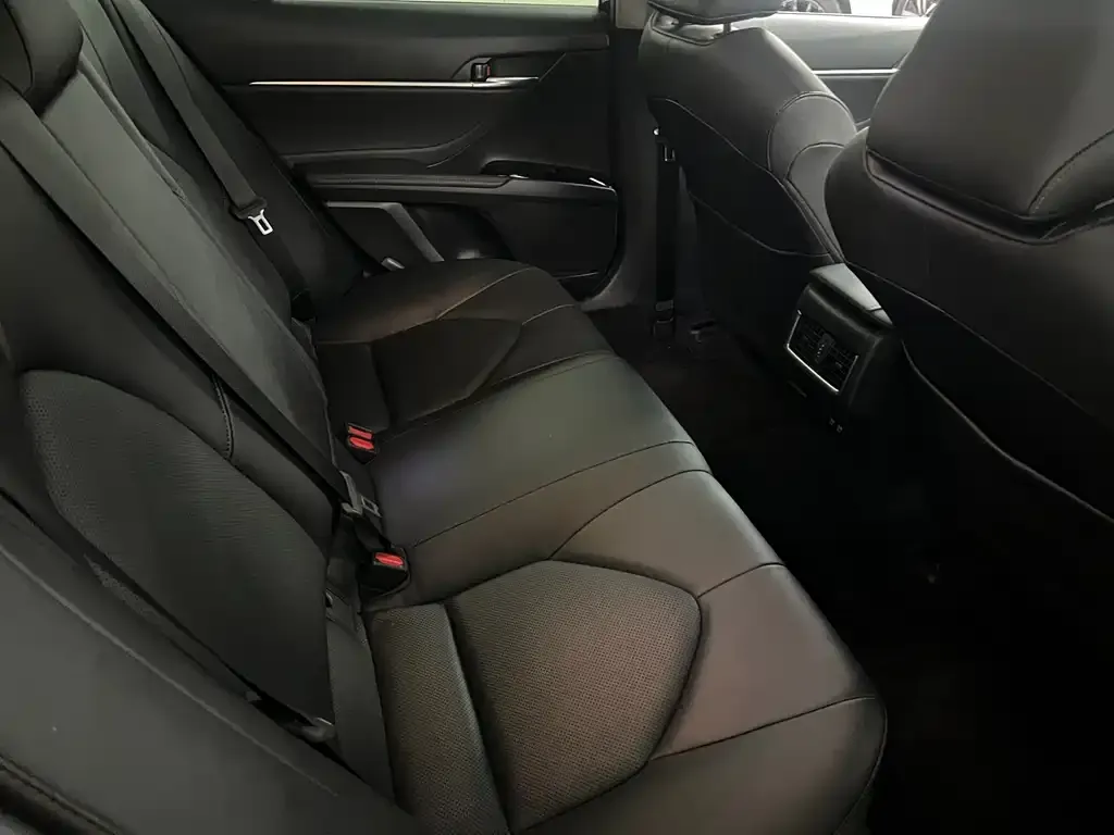Toyota Camry 2022 из CN, фото 9