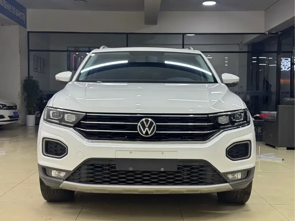 Volkswagen T-Roc 2021 из CN, фото 2