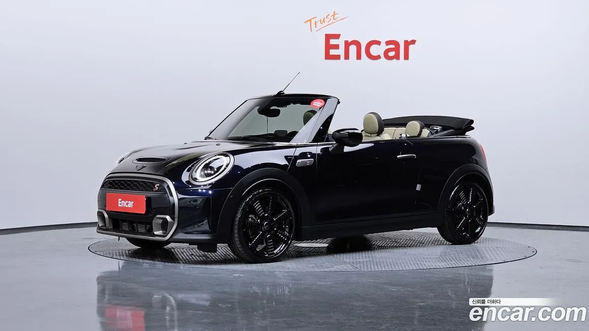 Mini Cooper Convertible 2024 из KR, фото 1