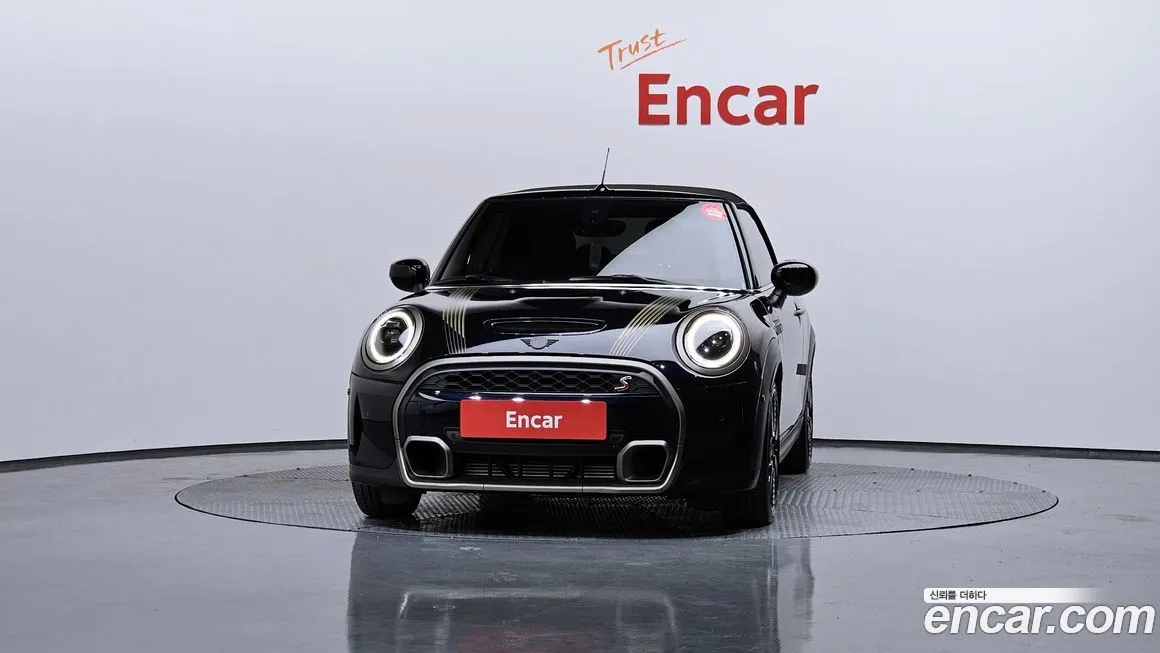 Mini Cooper Convertible 2024 из KR, фото 3