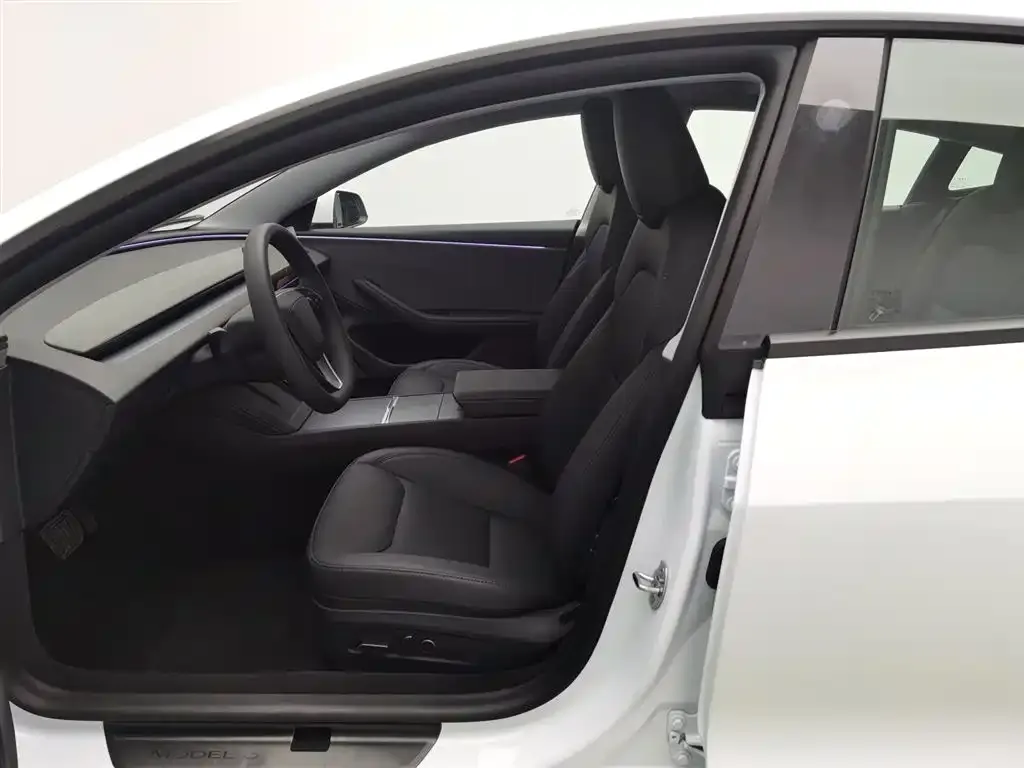 Tesla Model 3 2025 из CN, фото 10