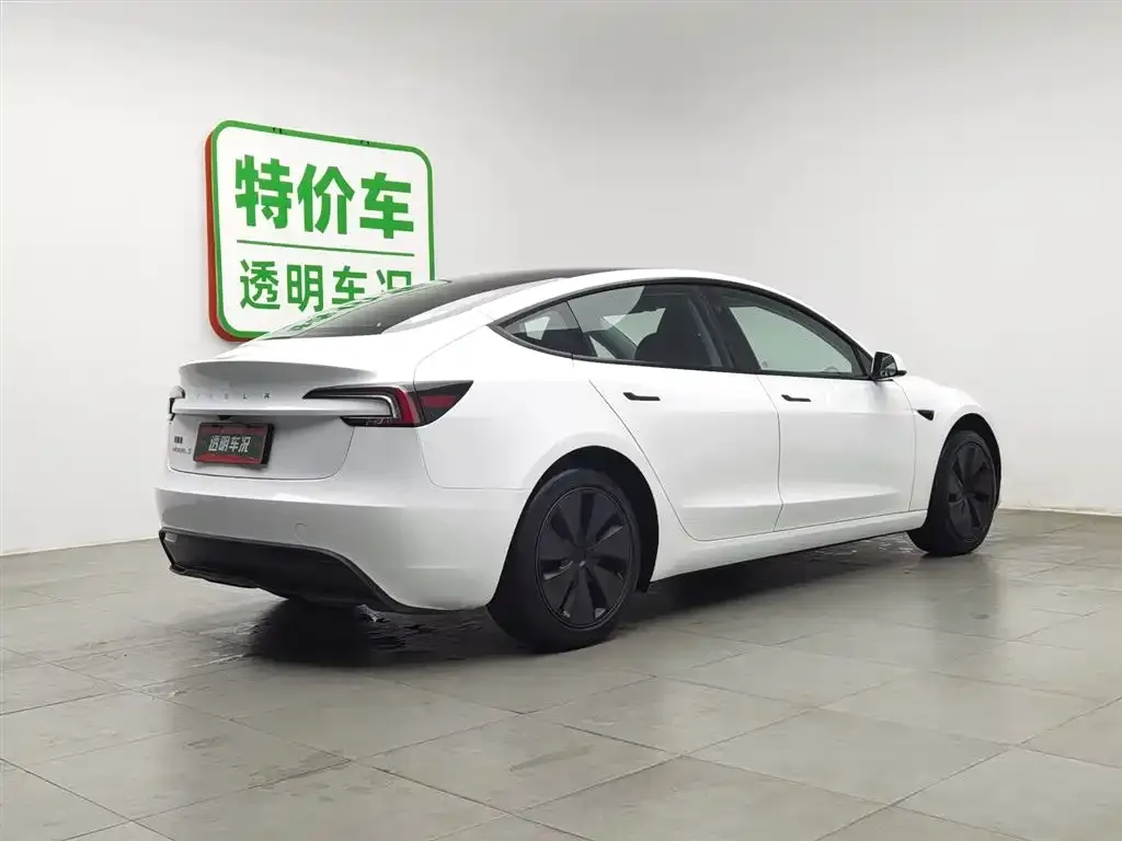 Tesla Model 3 2025 из CN, фото 2