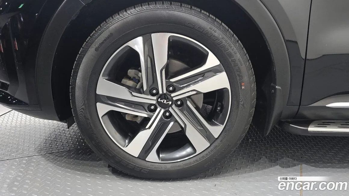 Kia Sorento — фото 5