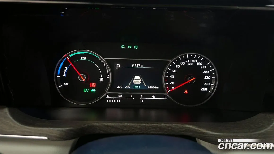 Kia Sorento — фото 8
