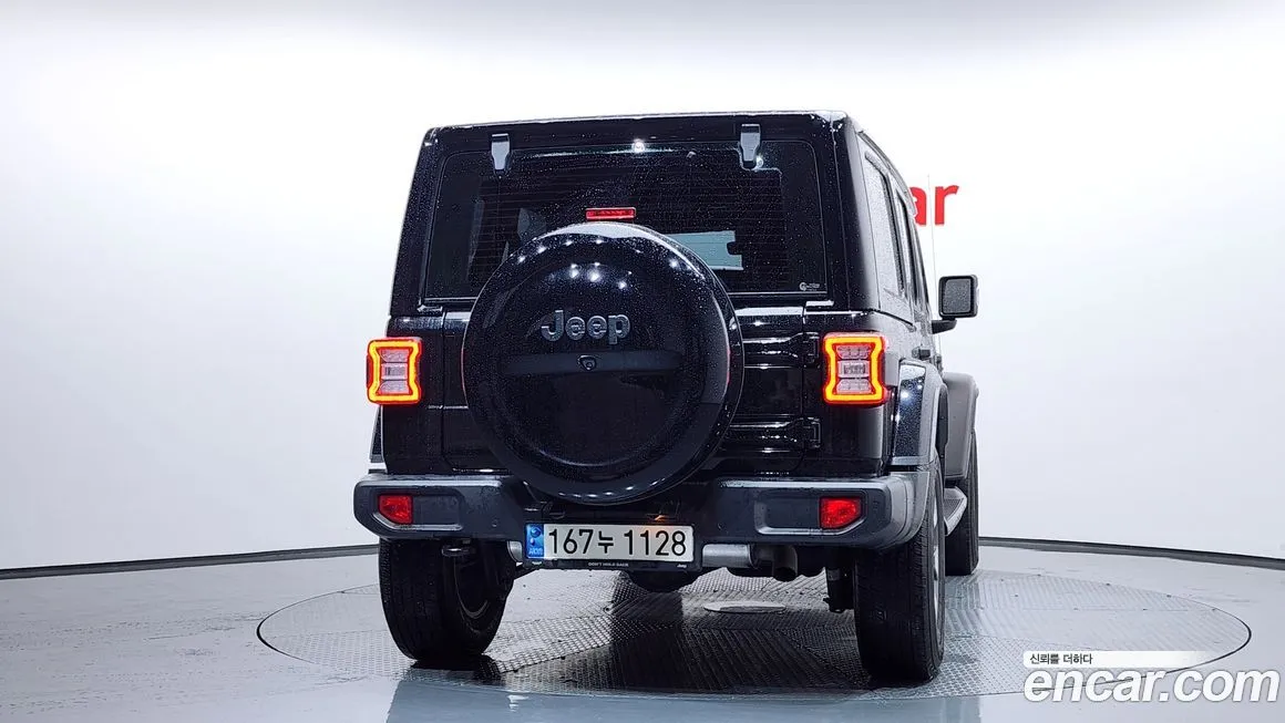 Jeep Wrangler — фото 4