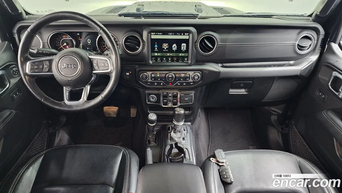 Jeep Wrangler — фото 7