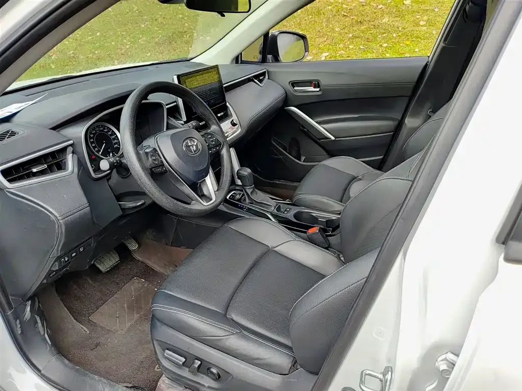 Toyota Frontlander 2022 из CN, фото 7
