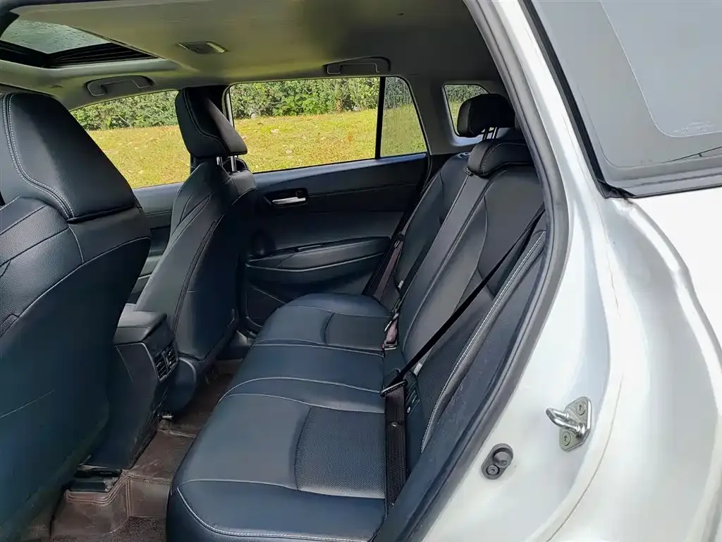 Toyota Frontlander 2022 из CN, фото 8