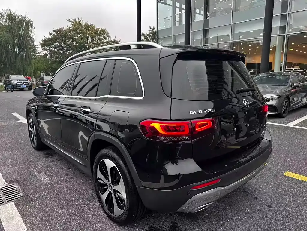 Mercedes-Benz GLB 2023 из CN, фото 7