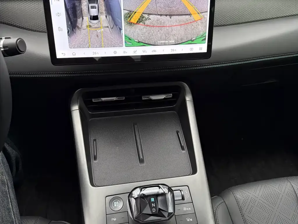 BYD Qin PLUS 2025 из CN, фото 6