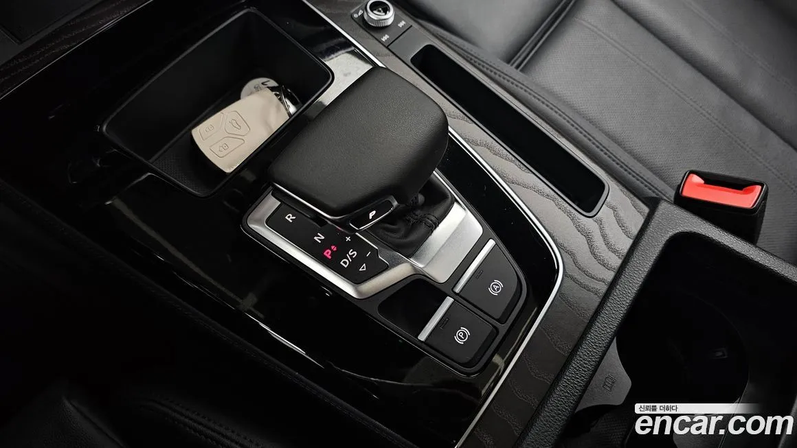Audi Q5 2023 из KR, фото 9