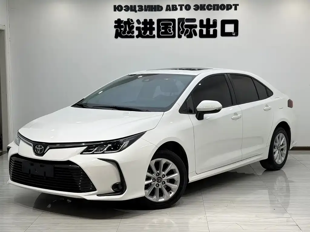 Toyota Corolla 2021 из CN, фото 1