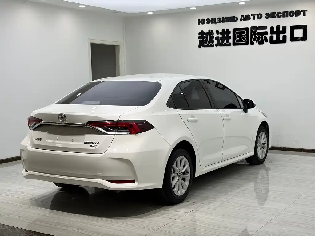 Toyota Corolla 2021 из CN, фото 10