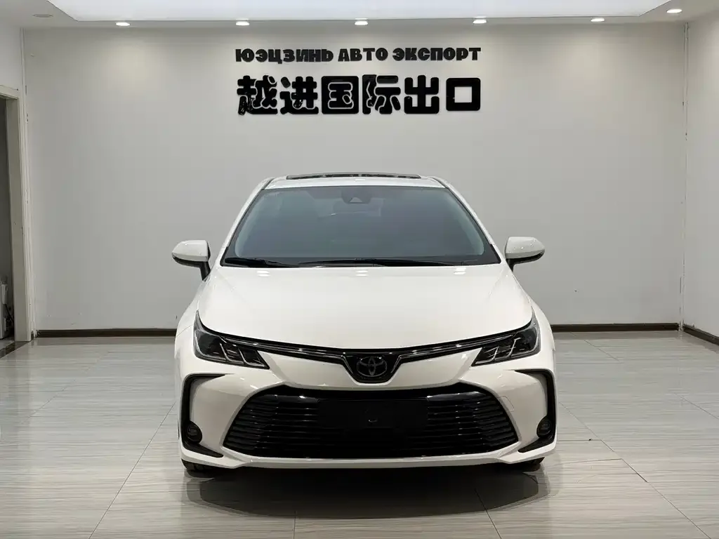 Toyota Corolla 2021 из CN, фото 2