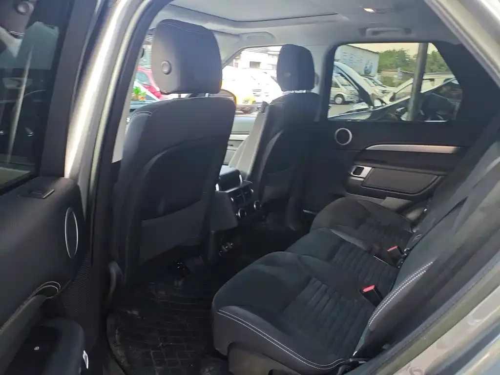 Land Rover Discovery 2024 из CN, фото 8