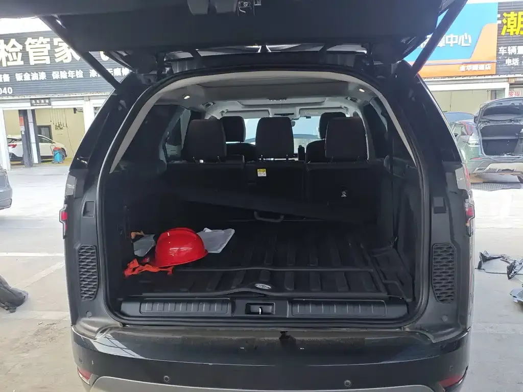 Land Rover Discovery 2024 из CN, фото 9