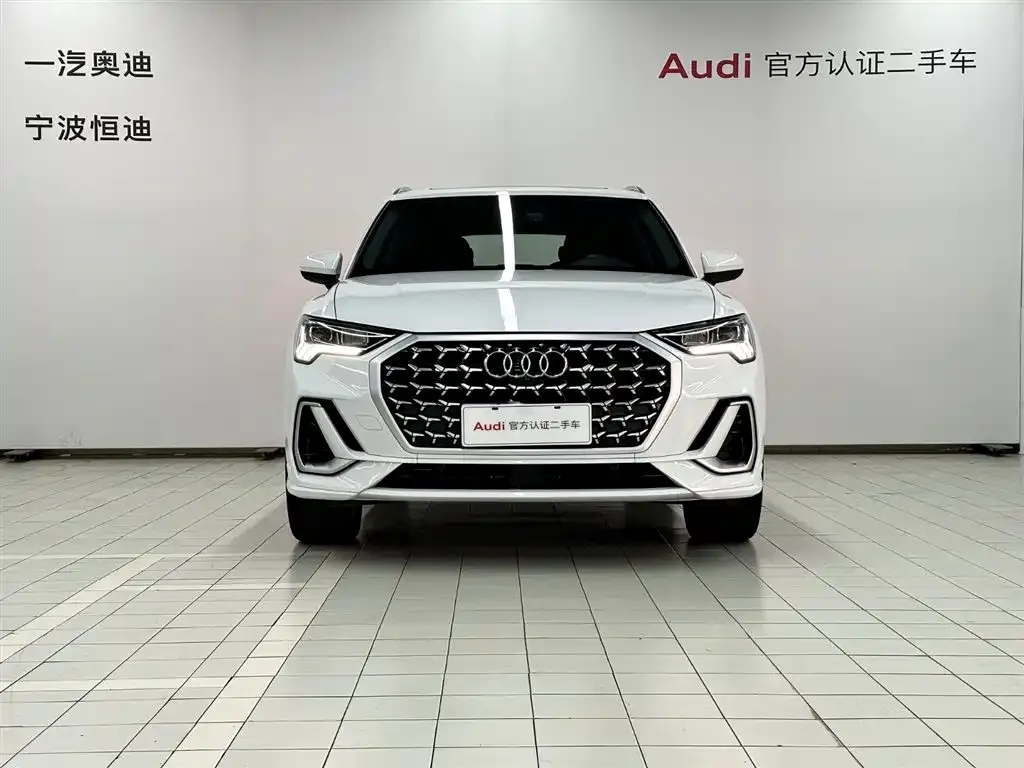 Audi Q3 2024 из CN, фото 2