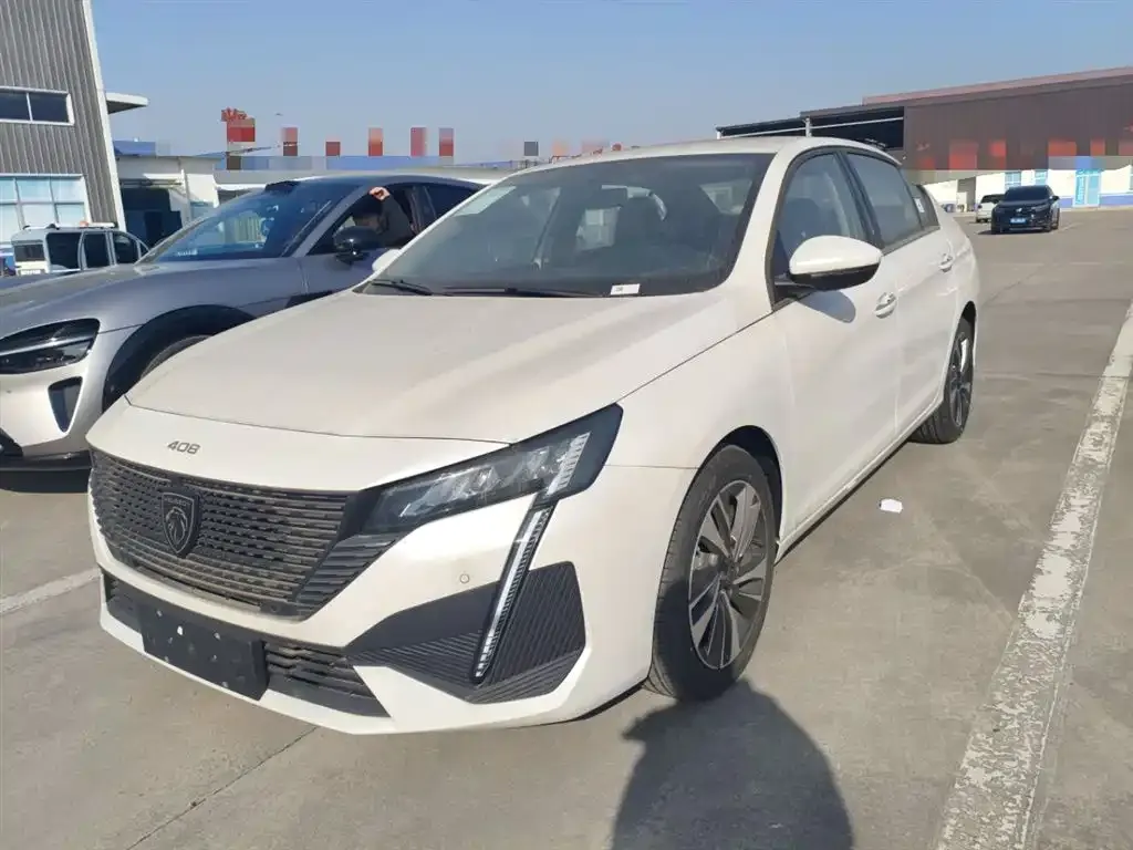 Peugeot 408 2025 из CN, фото 1