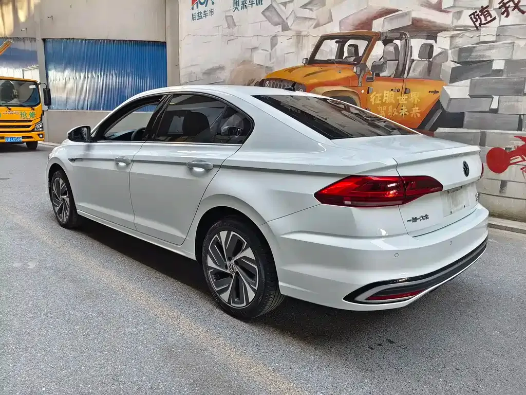 Volkswagen Bora 2022 из CN, фото 9