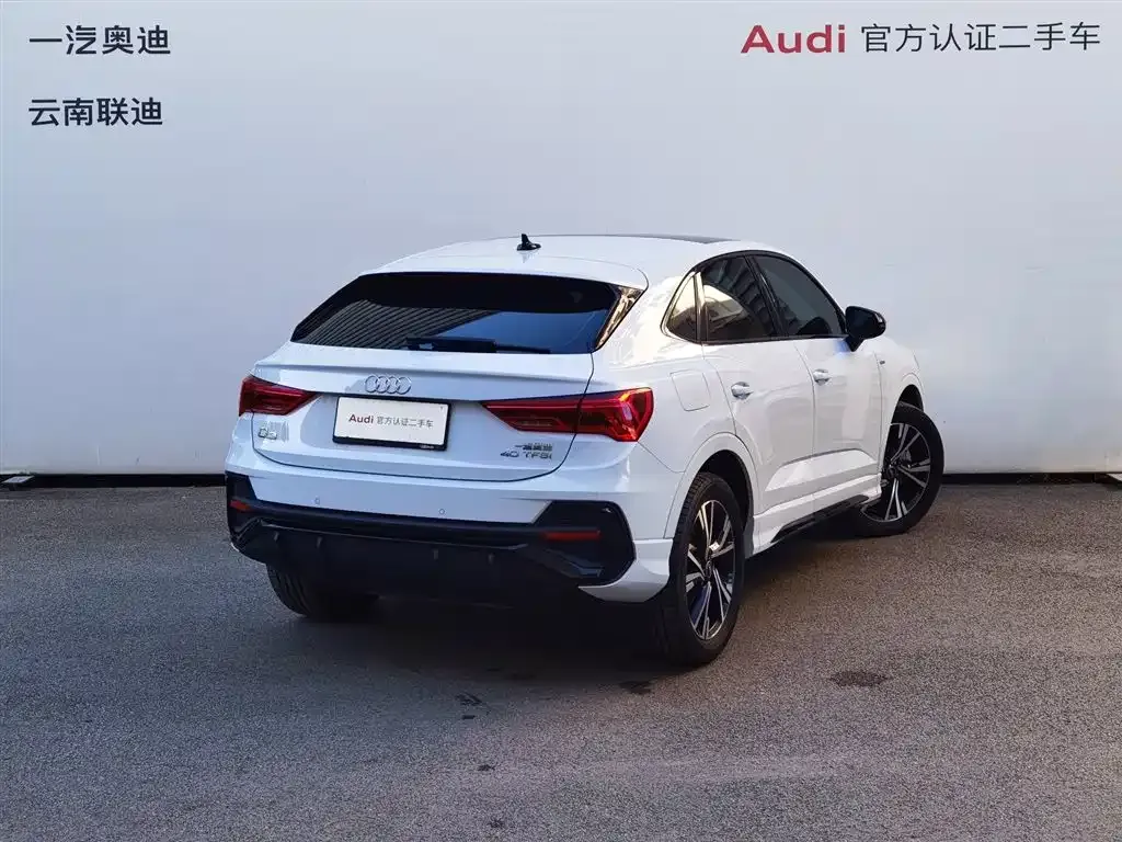 Audi Q3 Sportback — фото 4