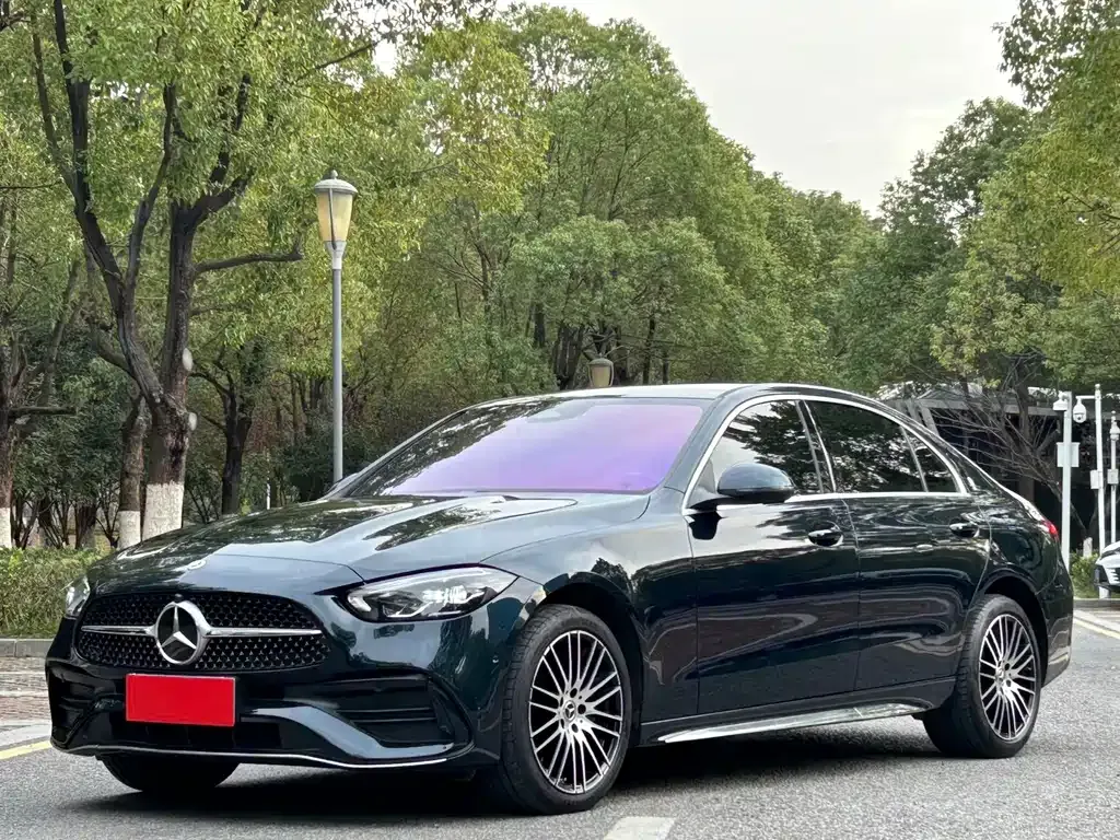 Mercedes-Benz C-Class — фото 1