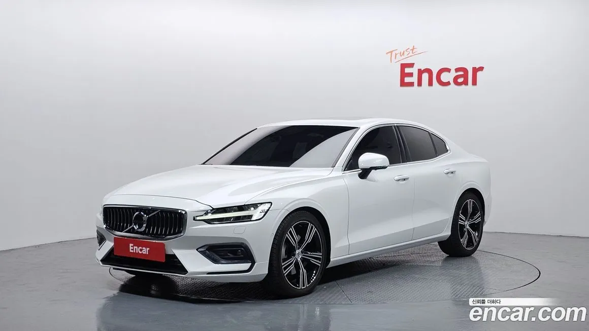 Volvo S60 2021 из KR, фото 1