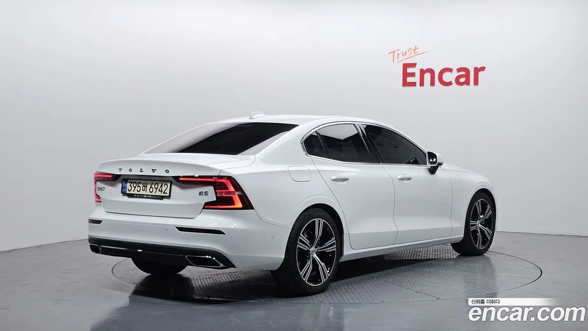Volvo S60 2021 из KR, фото 2