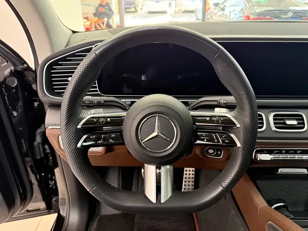 Mercedes-Benz GLS 2024 из CN, фото 5
