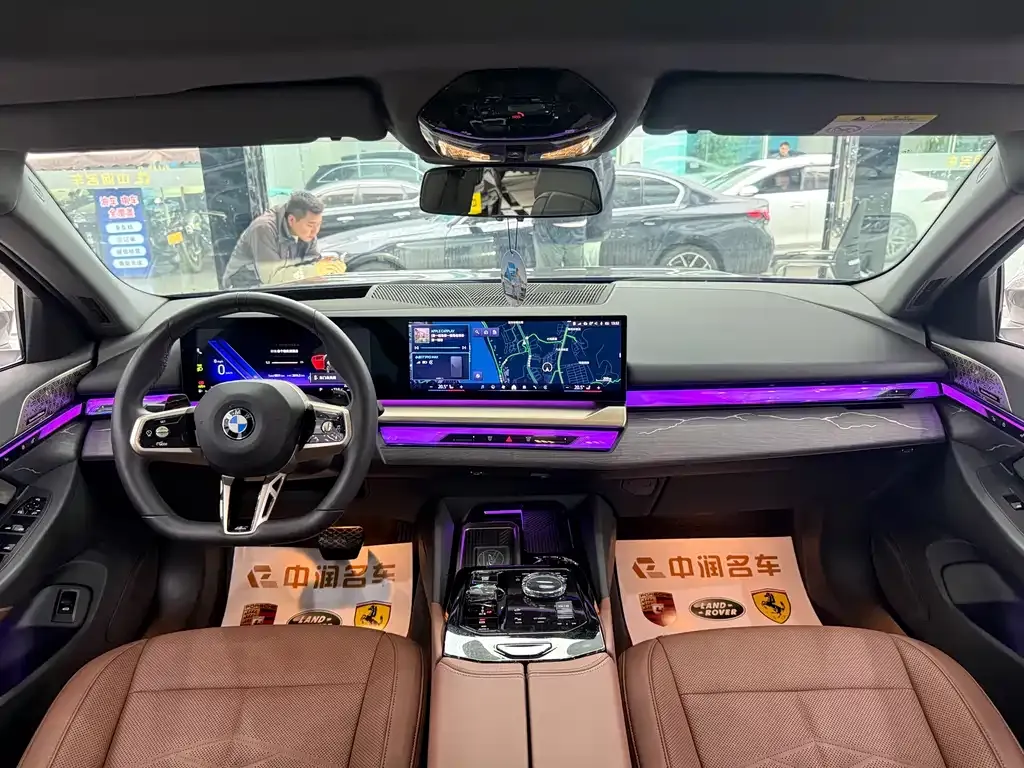 BMW 5 Series 2024 из CN, фото 8
