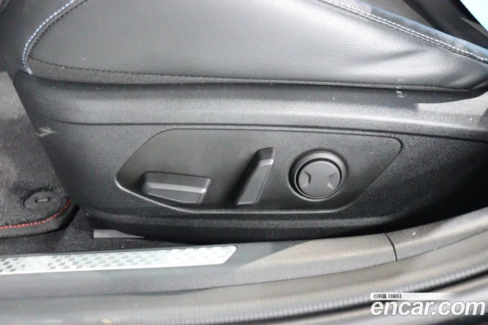 Hyundai AVANTE — фото 10