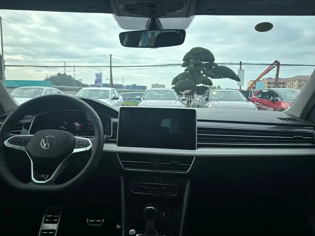 Volkswagen Tiguan L 2024 из CN, фото 9