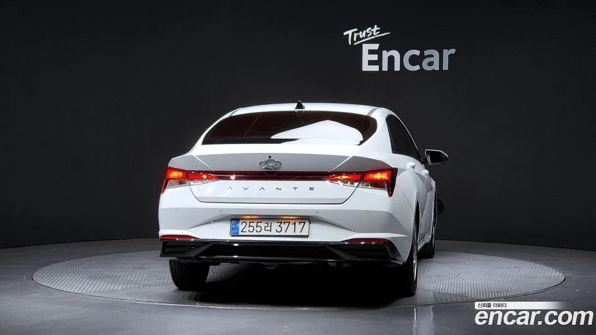 Hyundai AVANTE — фото 4