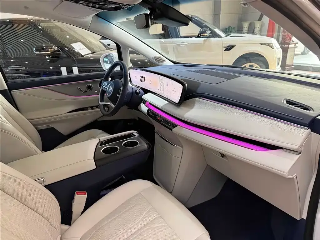 Buick GL8 Hybrid 2025 из CN, фото 9