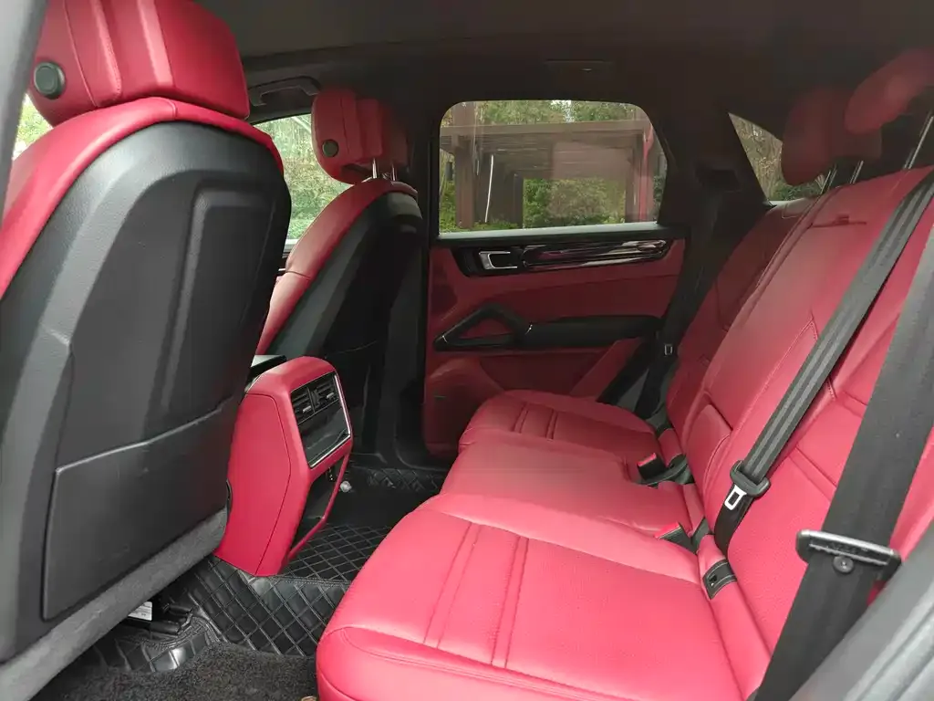 Porsche Cayenne Hybrid 2022 из CN, фото 10