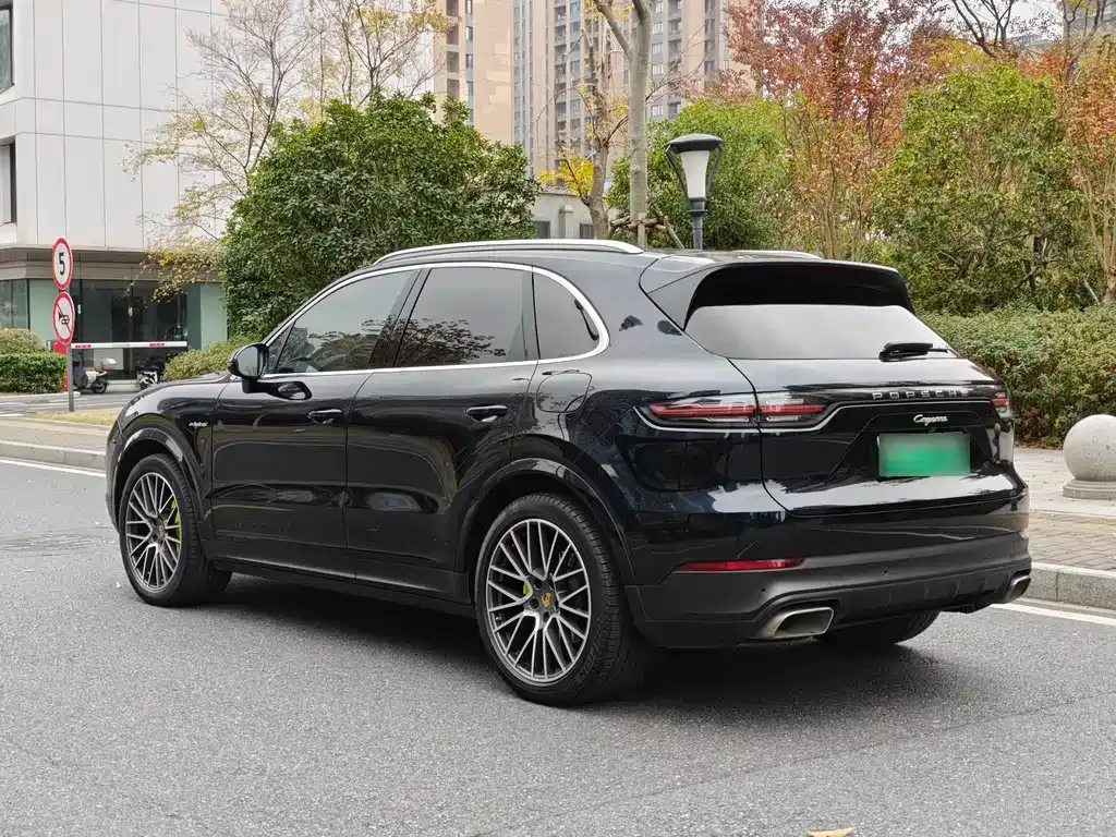 Porsche Cayenne Hybrid 2022 из CN, фото 4
