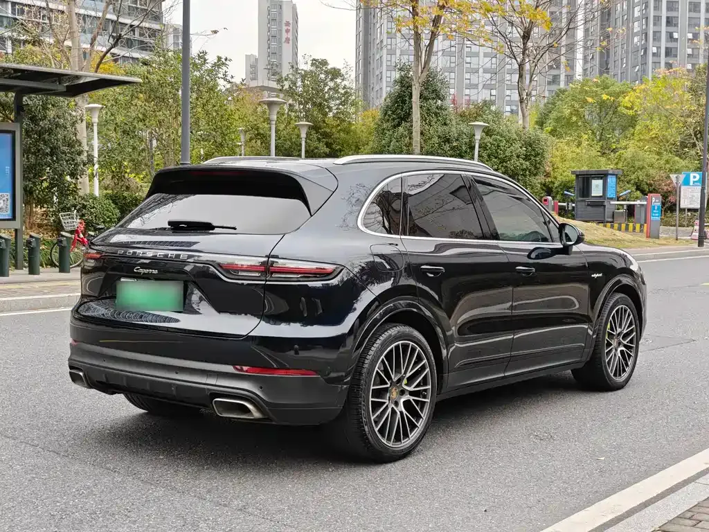 Porsche Cayenne Hybrid 2022 из CN, фото 6