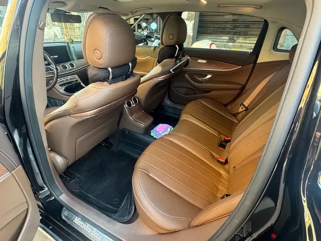 Mercedes-Benz E-Class 2023 из CN, фото 5