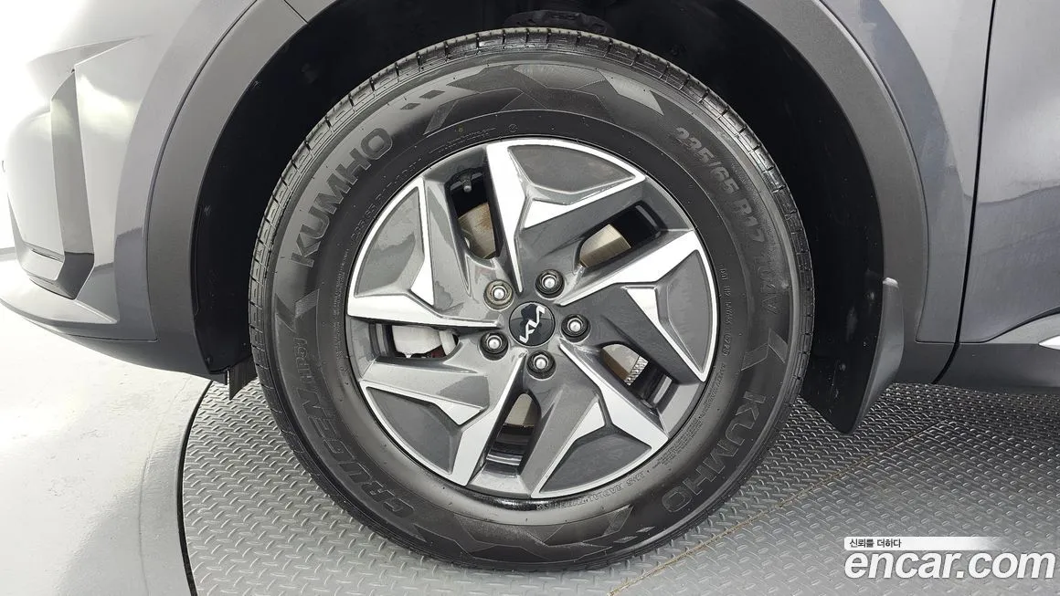 Kia Sorento — фото 5
