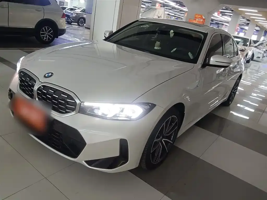 BMW 3 Series 2024 из CN, фото 2