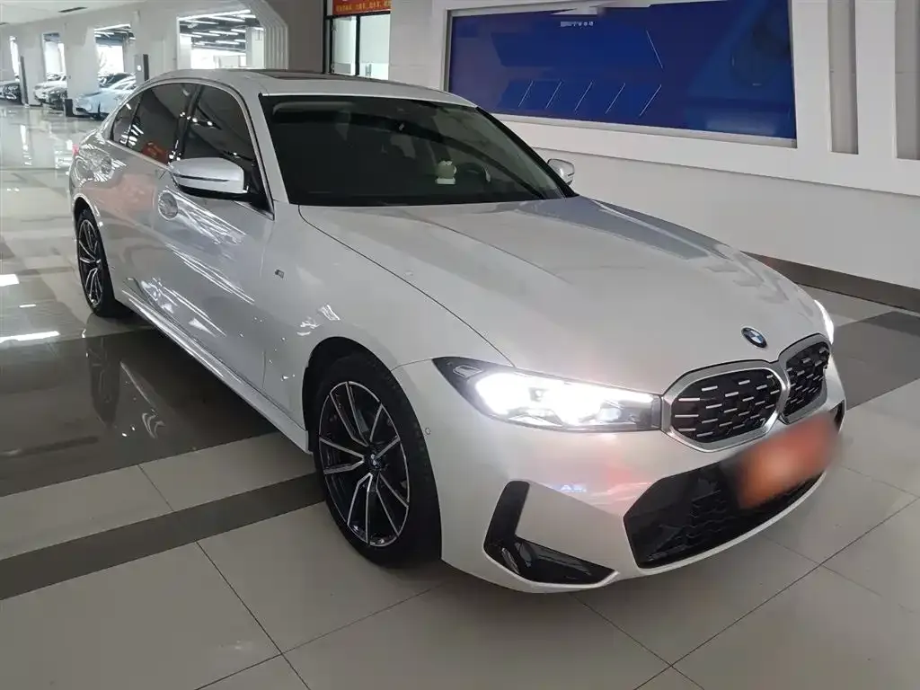 BMW 3 Series 2024 из CN, фото 4
