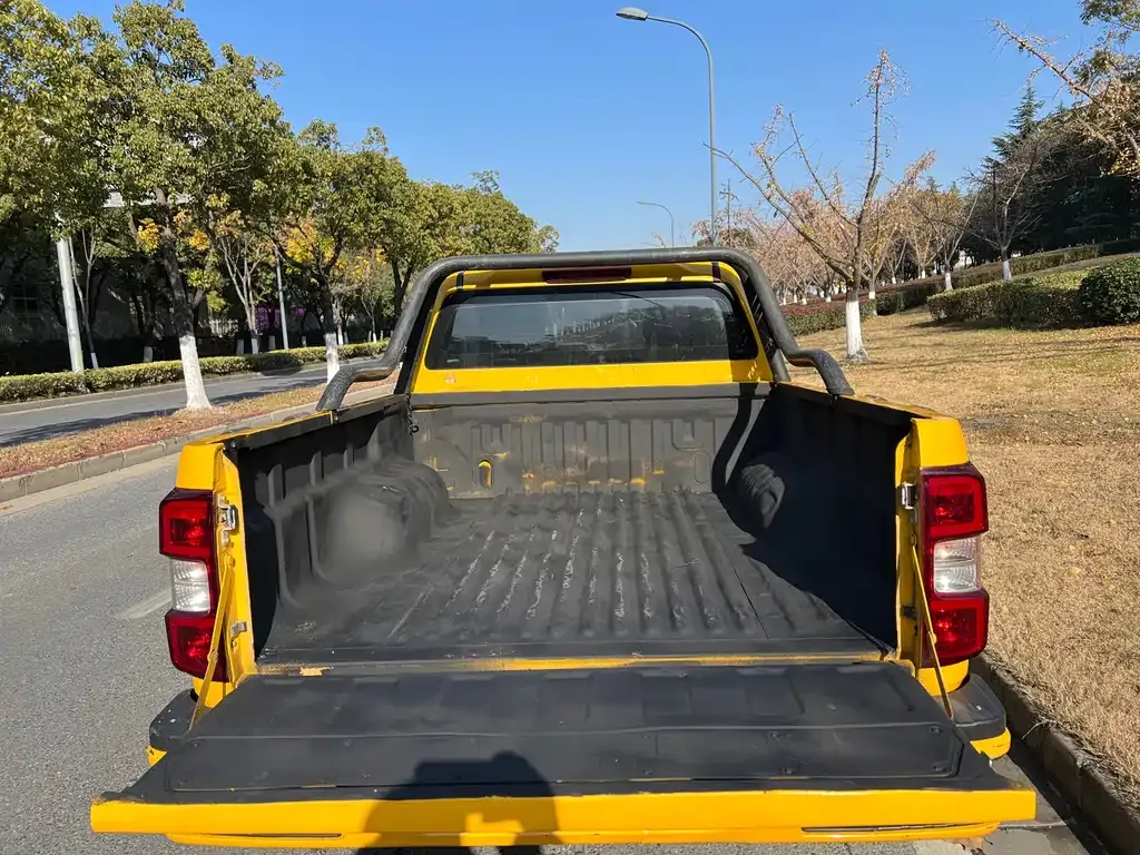 Isuzu TAGA Daka 2022 из CN, фото 7