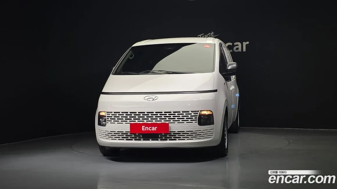 Hyundai Staria — фото 3