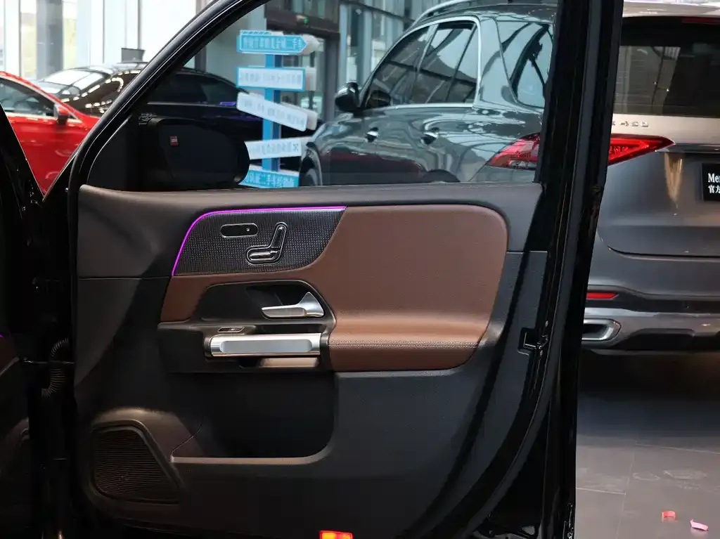 Mercedes-Benz GLB 2022 из CN, фото 10