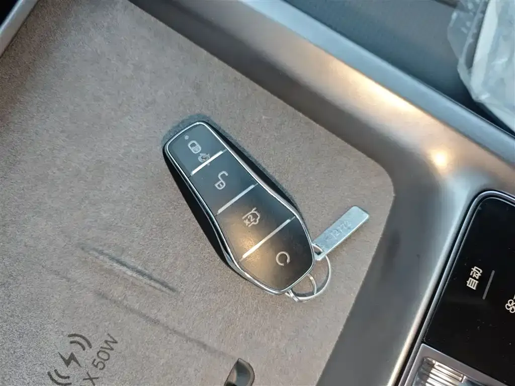 BYD Seal 07 DM-i 2025 из CN, фото 9