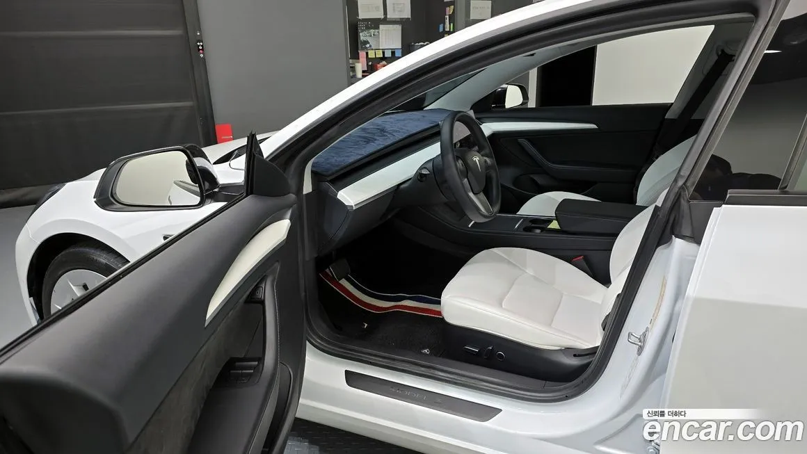 Tesla Model 3 2021 из KR, фото 10