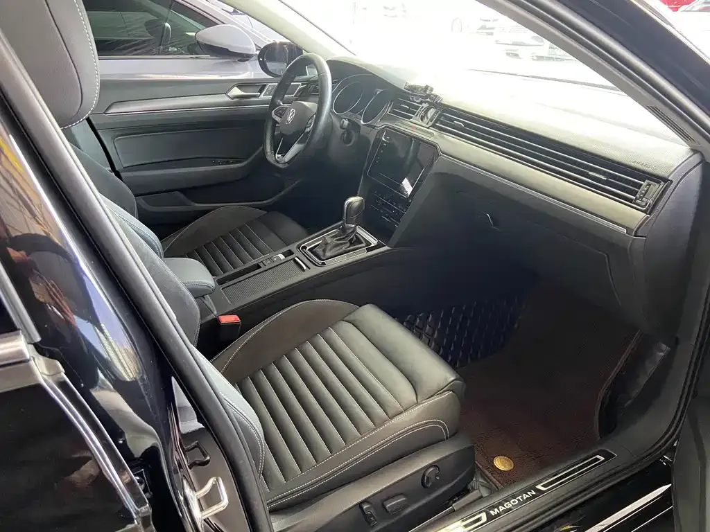 Volkswagen Magotan 2021 из CN, фото 8