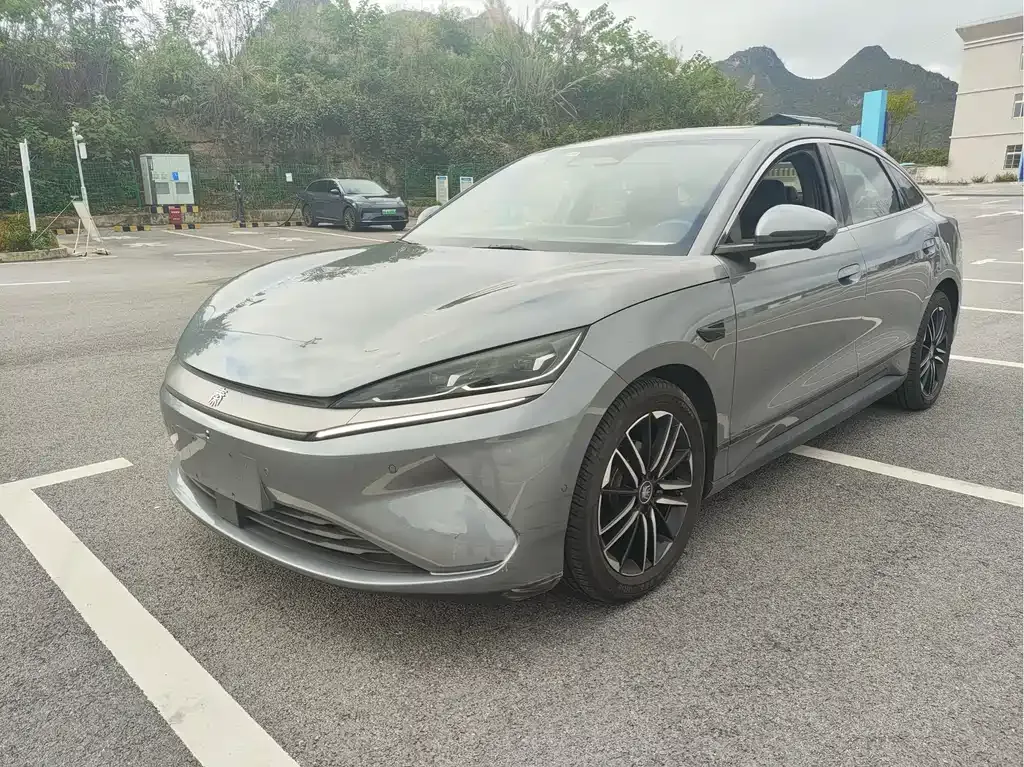 BYD Qin L — фото 1