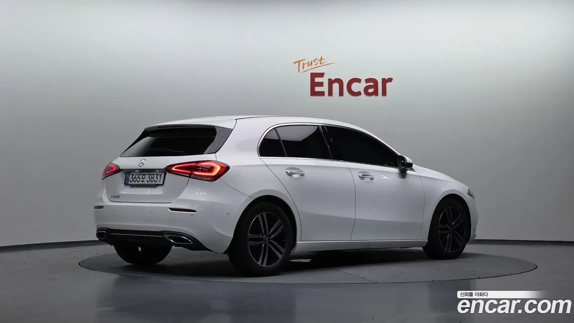 Mercedes-Benz A-Class — фото 2