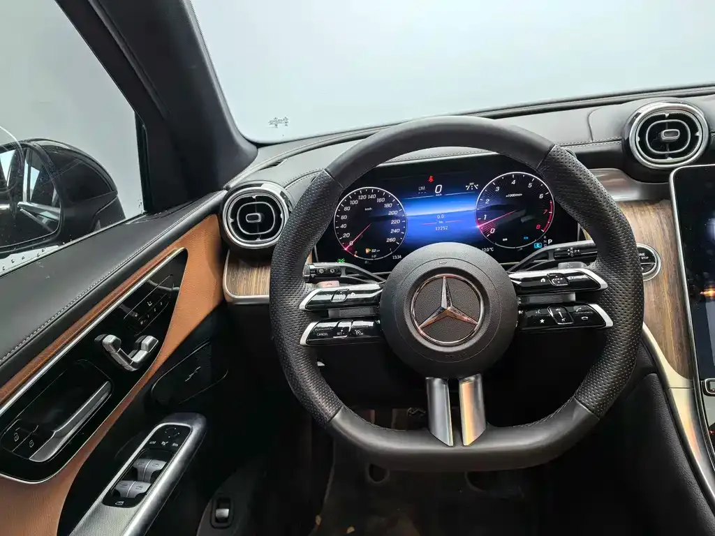Mercedes-Benz GLC 2025 из CN, фото 9
